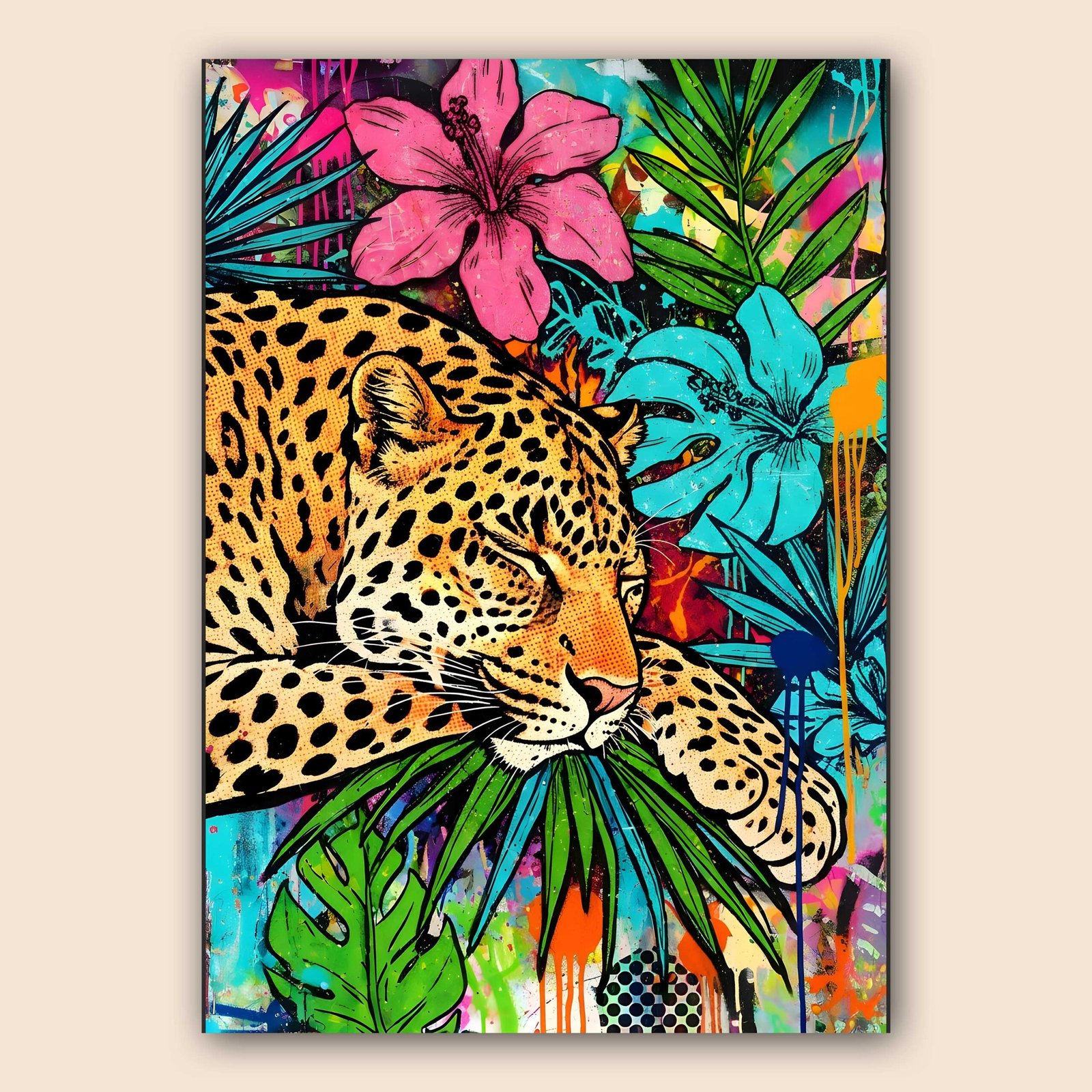 Affiche pop art avec un léopard allongé parmi des fleurs tropicales roses et turquoise, feuillages colorés et éclats de peinture.