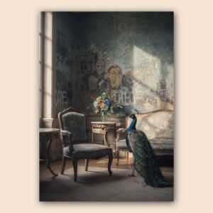 Affiche d'un paon dans un décor vintage